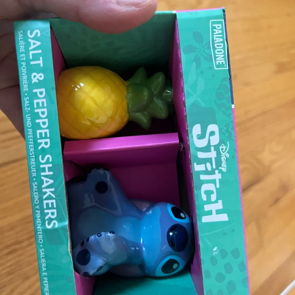 Disney Stitch Blue and Yellow Salt & Pepper Set